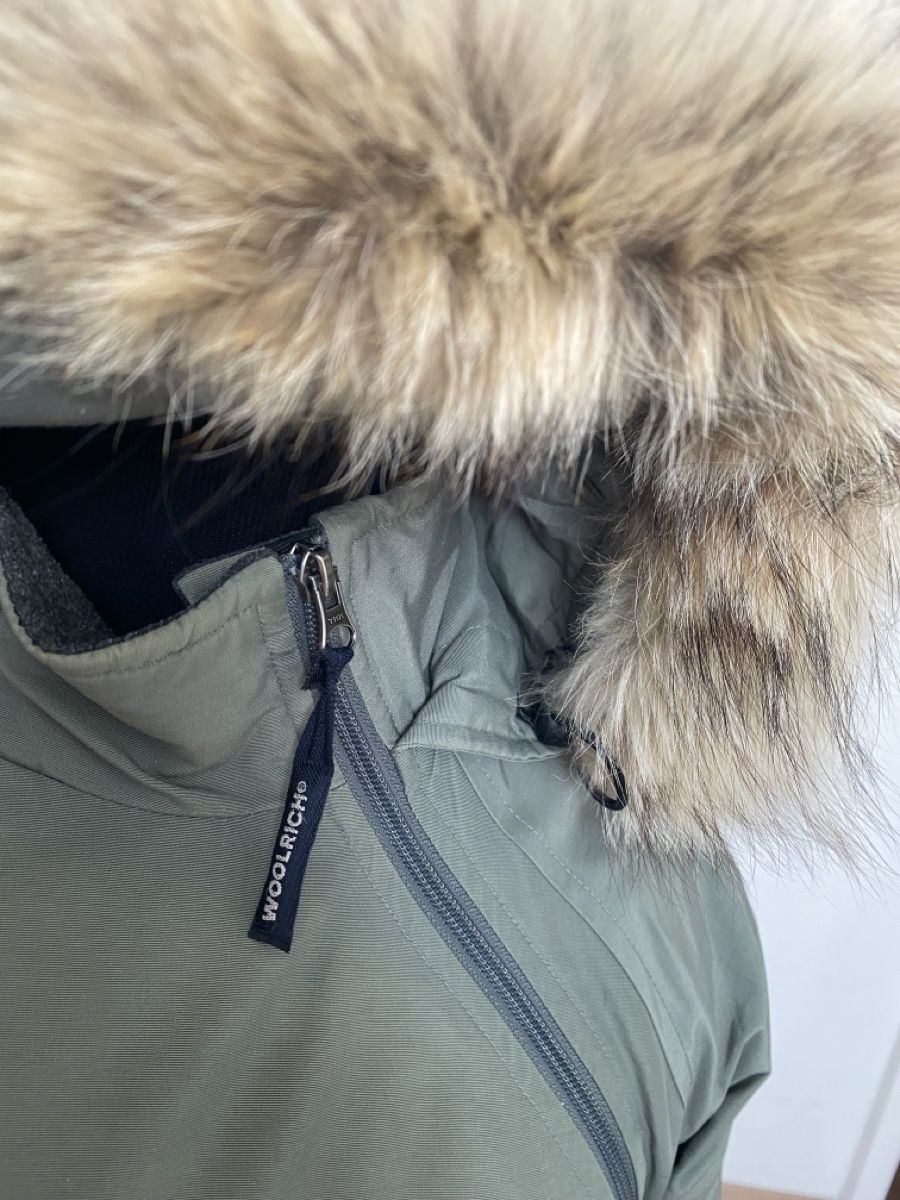 Woolrich Cappotti: Hochwertige Original Woolrich Daunenjacke Olive – Usato da Buchs ZH venduto da crazyhandbaggirl123 3