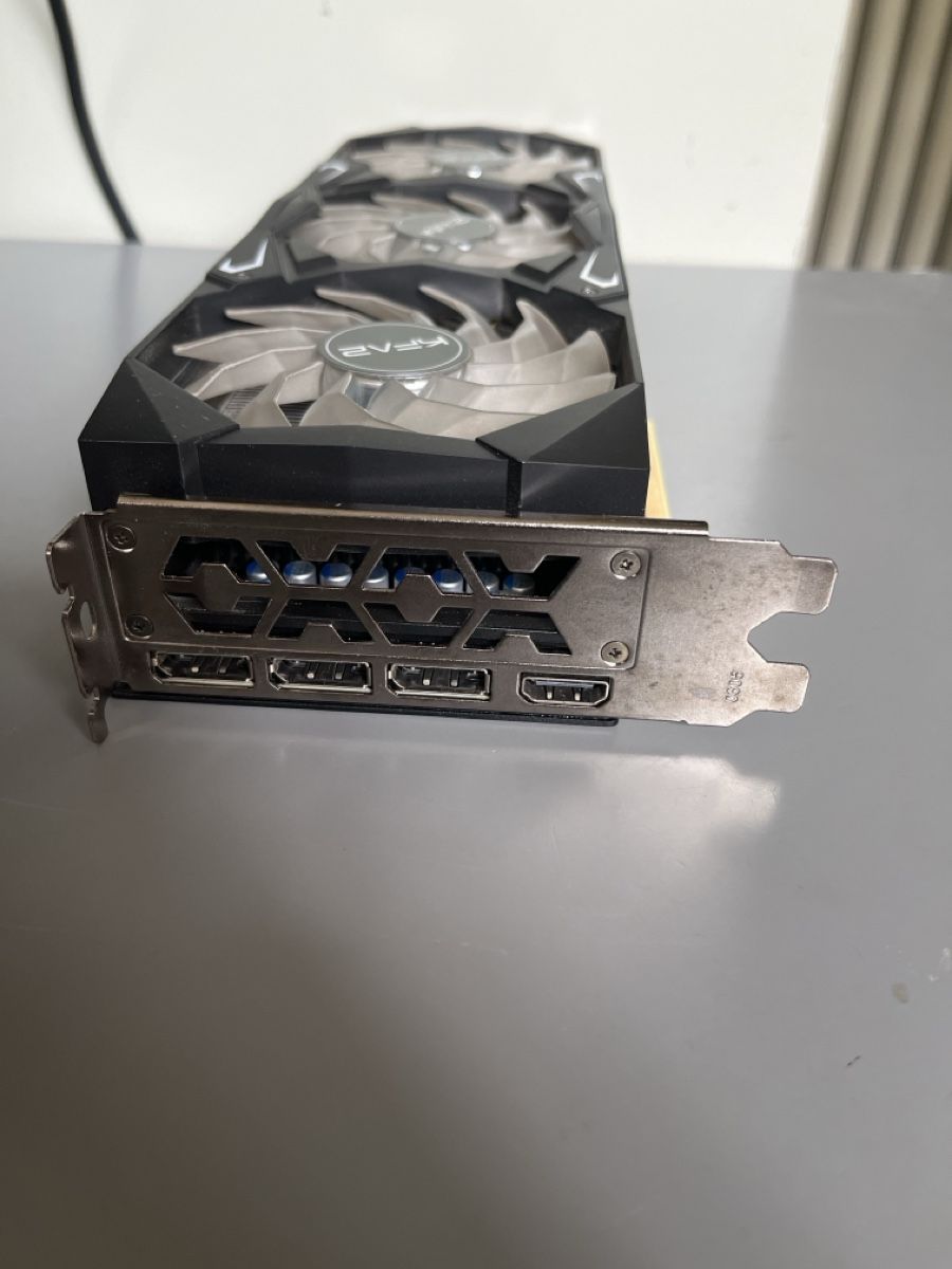 Nvidia Schede grafiche: KFA2 RTX 3070 – Usato da Bern venduto da dim_j9b9 4