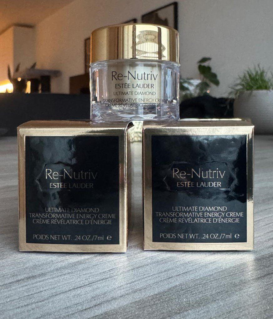 Estée Lauder Cura del viso: Kosmetik Estée Lauder Re-Nutriv NEU – Nuovo e nell'imballaggio originale da Dänikon ZH venduto da tug_m9b6 1