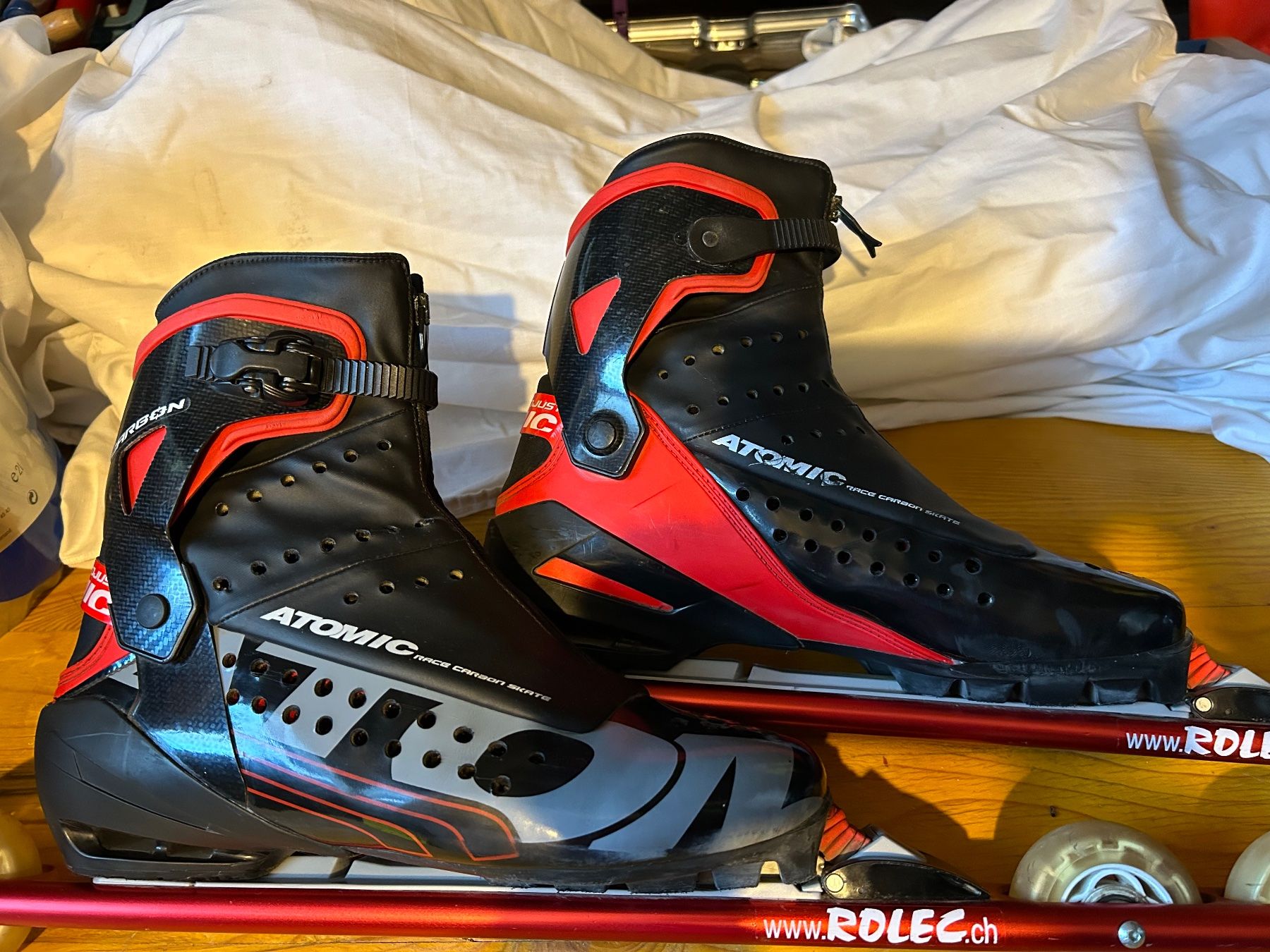 Pattini in linea & Pattini a rotelle: Atomic Roller Scate / Rollschuhe / Inlineskates – Usato da Langwiesen venduto da rhytromp
