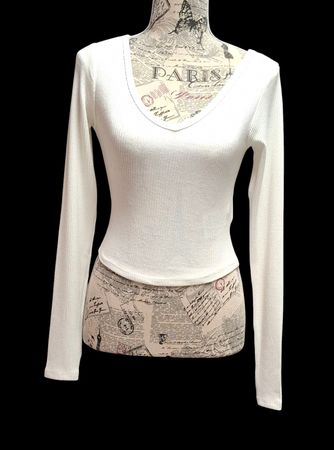 218SE – Pull FB Sister – XXS – Neuf avec étiquette !