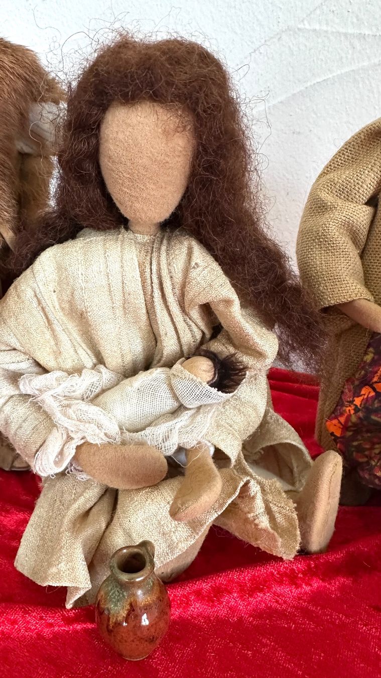 Statuette: Ältere Schwarzenberger Krippenfigurenfiguren – Usato da Zürich venduto da bra_m9b2 1