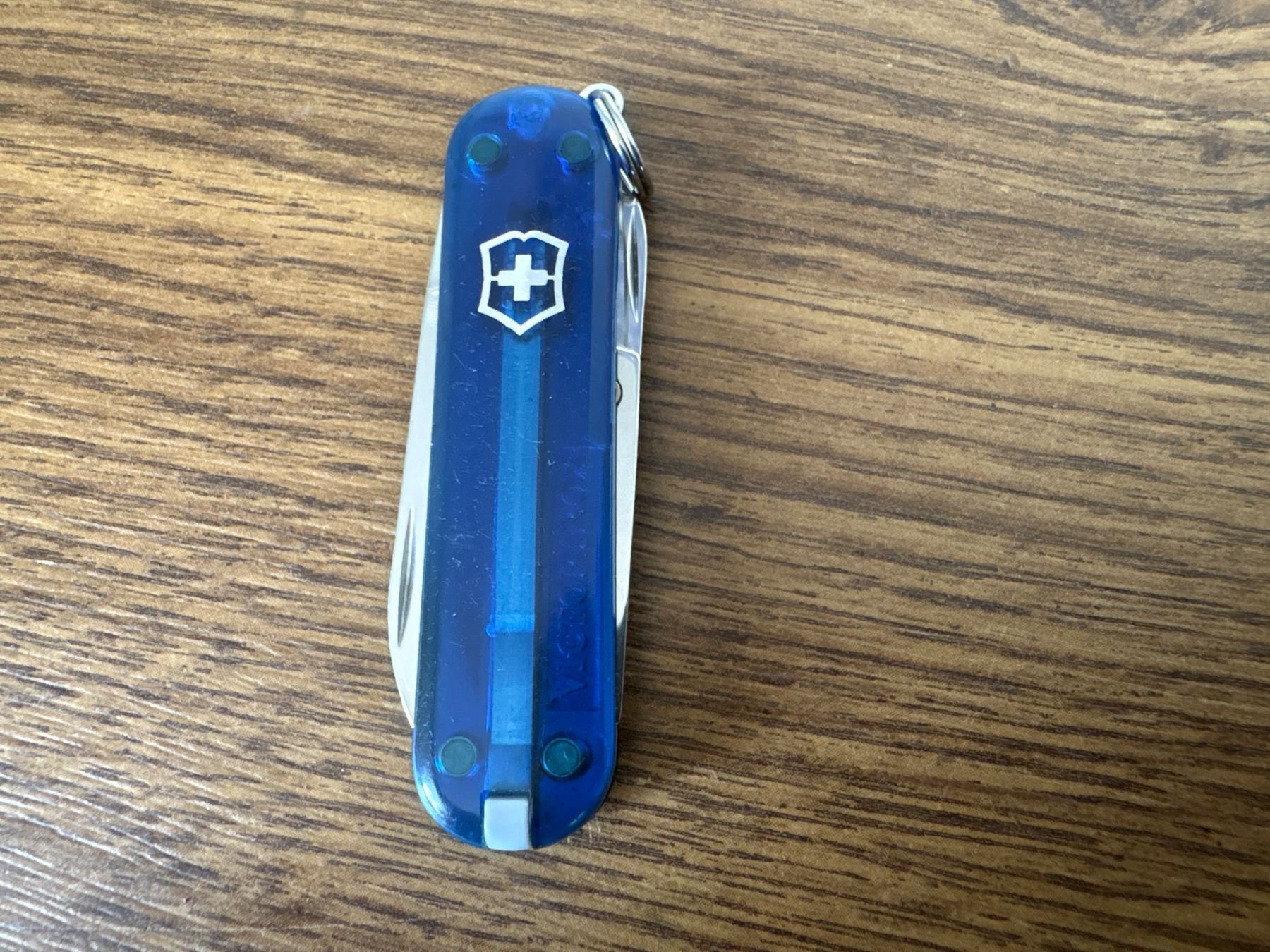 Victorinox Coltelli tascabile: VICTORINOX - Classic blue trans - Sackmesser – Usato da Andwil SG venduto da Rainboli 8