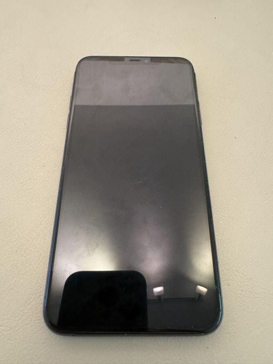 Apple Telefoni cellulari / Smartphones: iPhone 11 Pro Max – Difettoso da Adliswil venduto da Busys