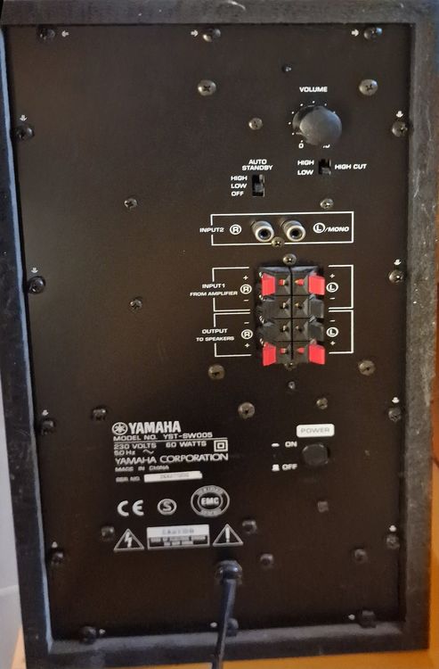 Caisson de basses YAMAHA YST-FSW100 Noir Pas Cher