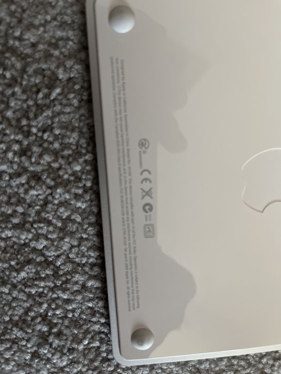 Apple Souris: Apple Track Pad model A1339 – D'occasion à Kaltbrunn par meppi123 2