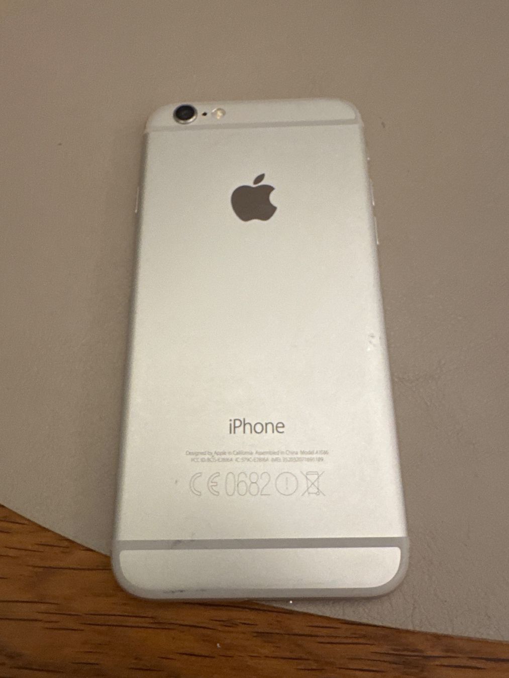 Apple Telefoni cellulari / Smartphones: iPhone 6 – Difettoso da Adliswil venduto da Busys 1
