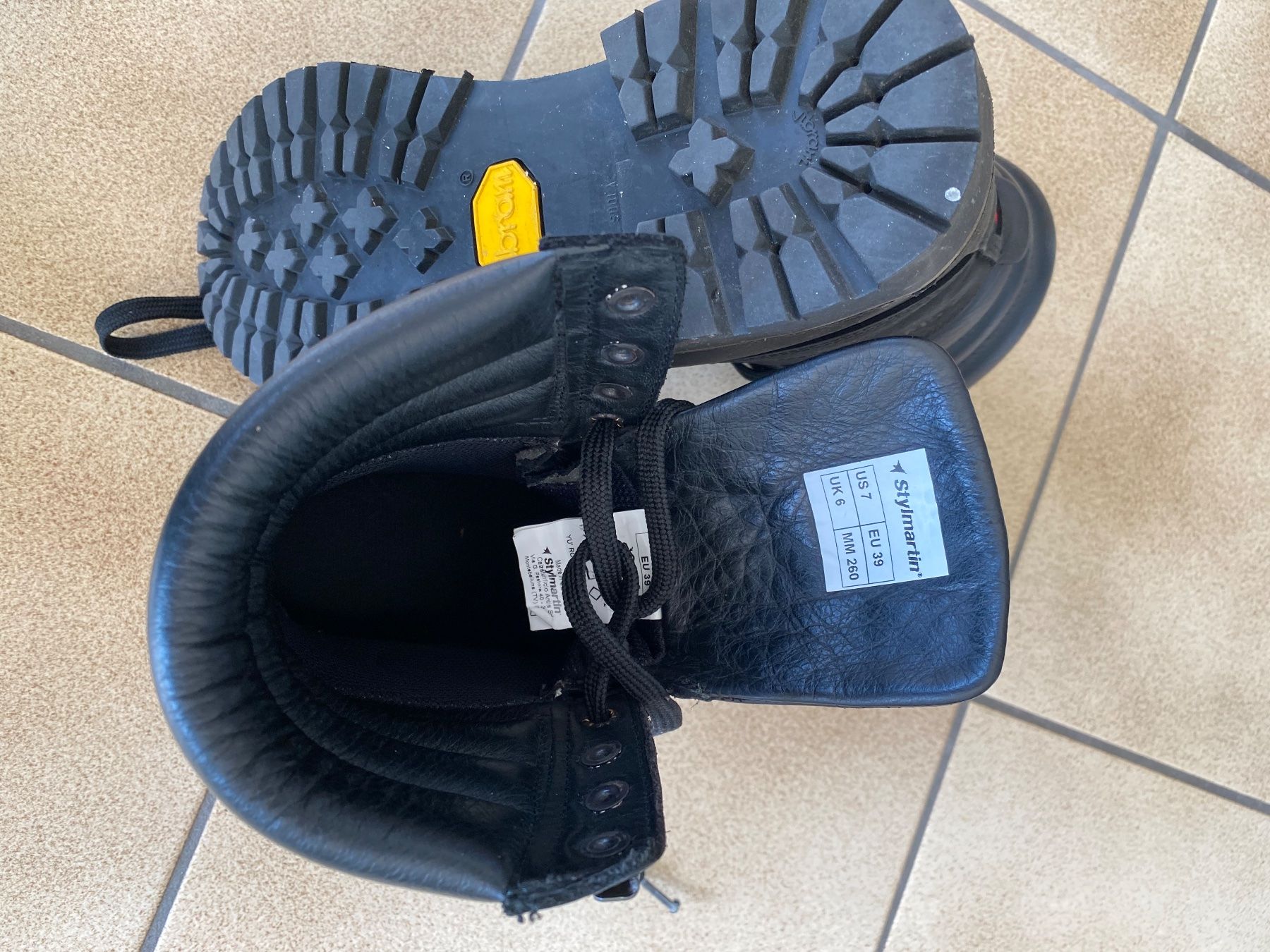 Scarpe da donna: Motorradschuhe – Nuovo (secondo la descrizione) da Buchs ZH venduto da chr_rl6r 1