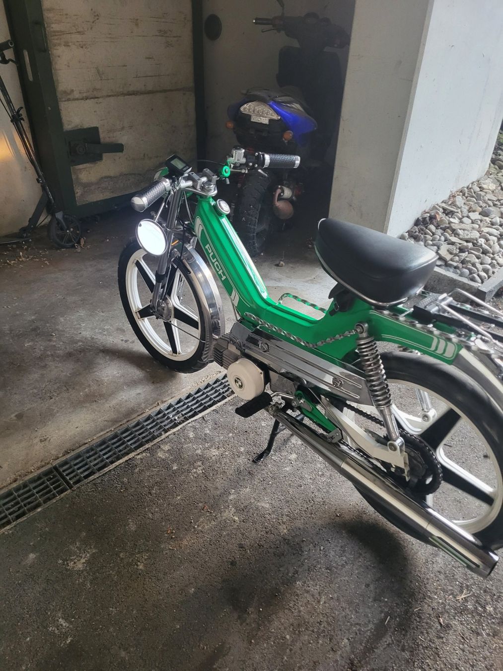 Puch Mofas: Puch Maxi , Top Zustand,Top Angebot! – Gebraucht aus Neuhausen von ani_7nfk 1