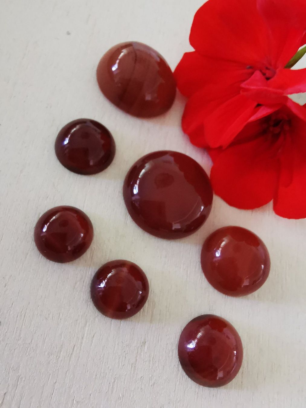Minerali & Pietre curative: 7 Stk. diverse Karneol Cabochon / Lager-Sondererkauf – Nuovo (secondo la descrizione) da Dierikon venduto da Buntspecht-10 3