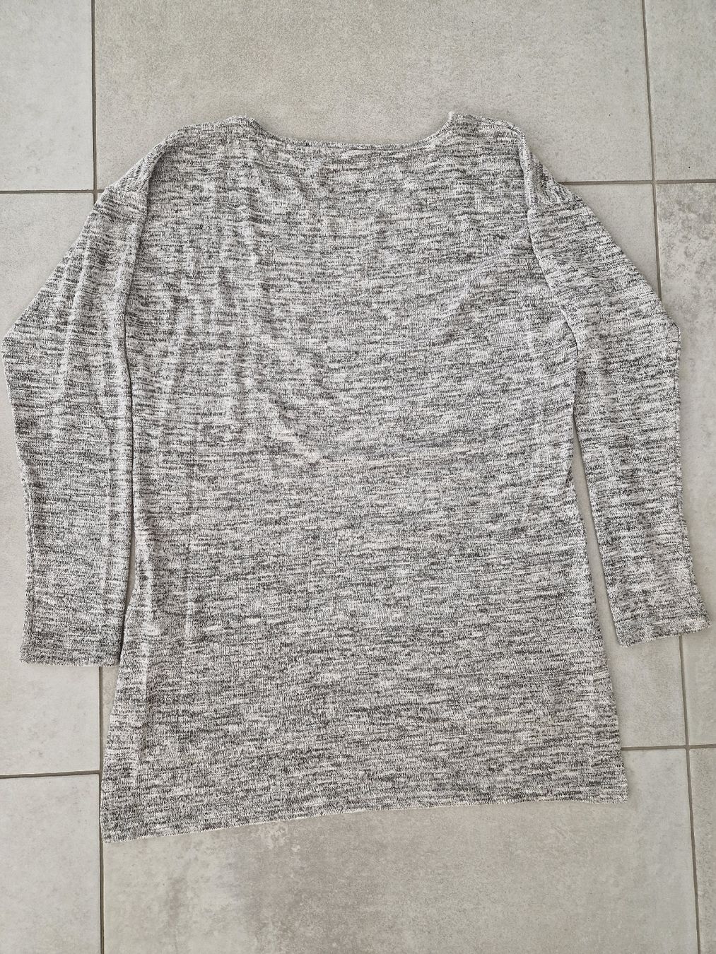 Top: Oberteil – Usato da Eglisau venduto da Ramii97 2
