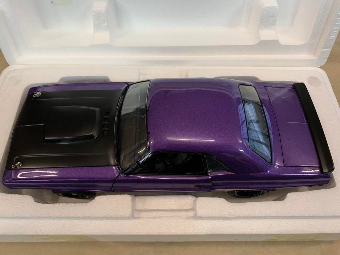 Dodge Modellini d'auto: 1970 Dodge Challenger ACME 1:18 – Nuovo e nell'imballaggio originale da Epautheyres venduto da LordSkull 2