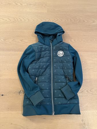 Steeds Steppjacke Grösse 128d in dunkelgrün