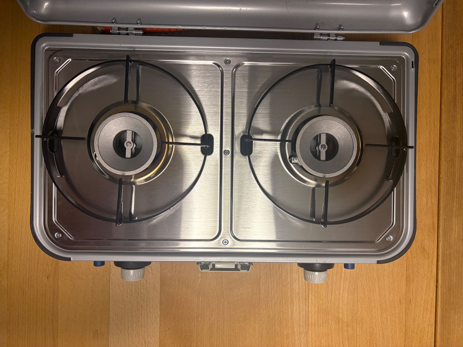 Cucine complete: Camping Kitchen 2 Grill & Go CV – Usato da Bern venduto da off_52yz 1