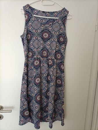 Sommerkleid von ONLY in Grösse 38, NEU!