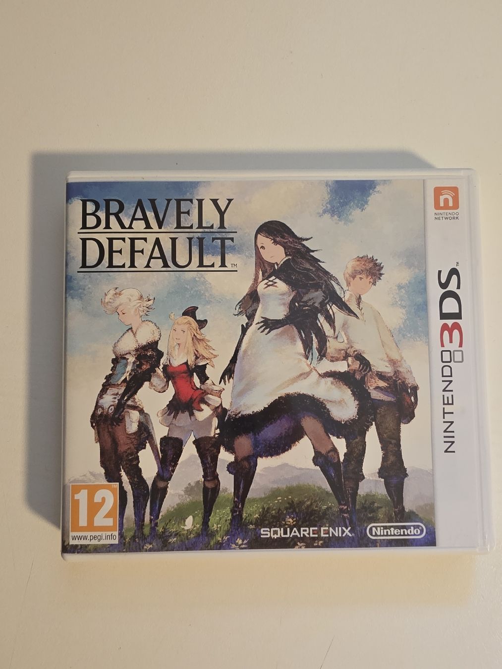 Nintendo Giochi: Bravely Default Nintendo 3DS – Usato da Tafers venduto da whereyogamesat