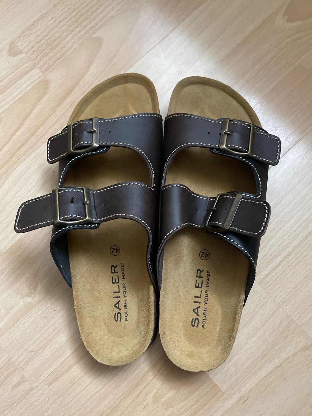 Scarpe da uomo: Hausschuhe Herren Grösse 42 – Nuovo e nell'imballaggio originale da St.Moritz venduto da ClaudiaS010203