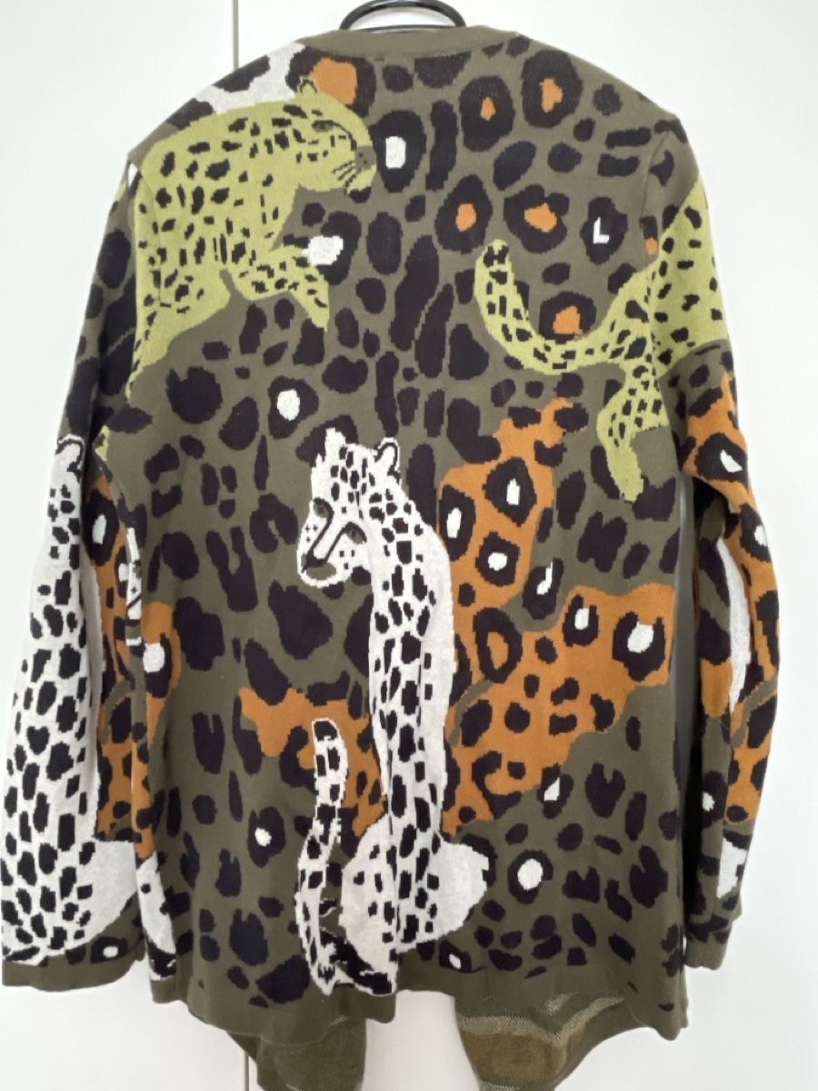 Giacche: Olivene Strickjacke mit Leopardenmuster, Gr 40/42 – Usato da Niederwangen BE venduto da Diva_74 1