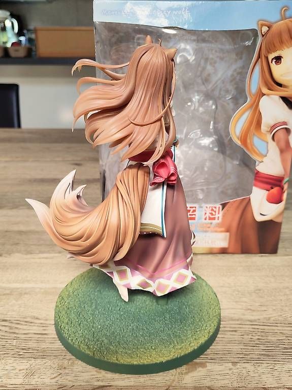 Statuette: Figurine Spice and Wolf – Usato da Yvonand venduto da rox_8y69 1