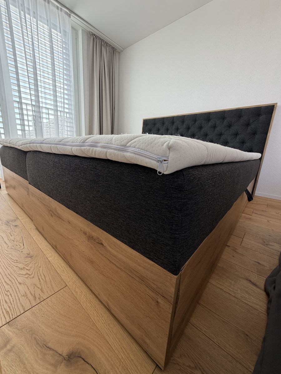 Lits: Boxspringbett mit Bettkasten und Topper – D'occasion à Berg TG par Jasin_97 1