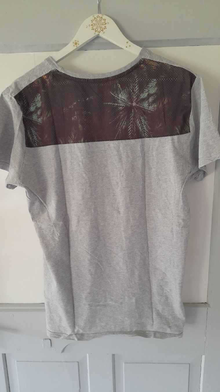 T-Shirts: T-Shirt gr. XL von Glostory – Gebraucht aus Nesslau von Churfirsten08 1