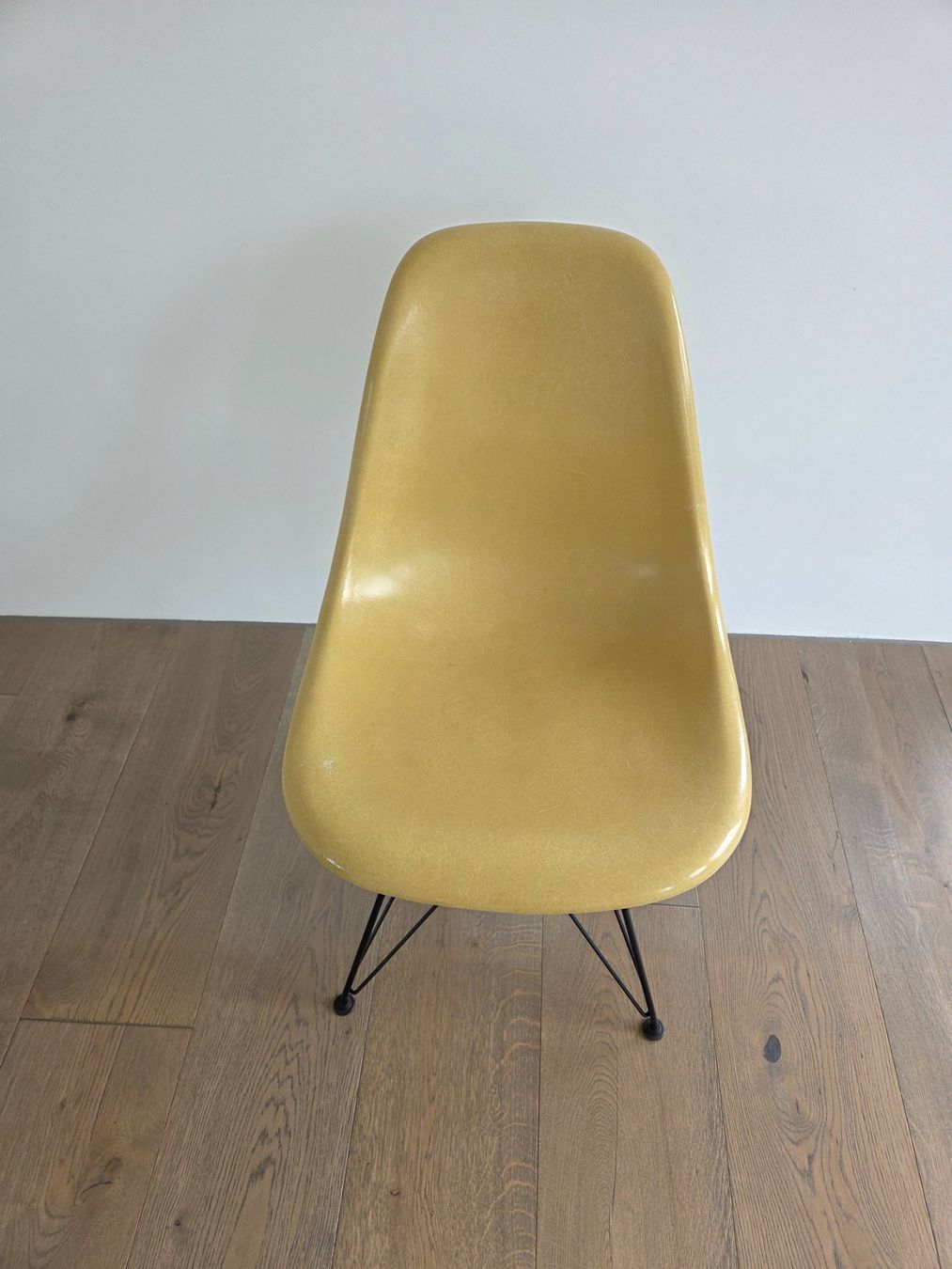Stühle: Vitra und eames chair – Gebraucht aus Zürich von PeterPanama 1