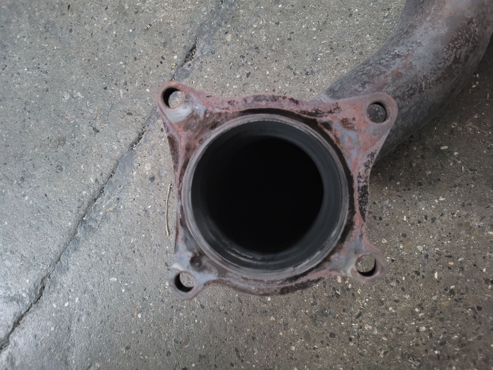 Audi Échappements: Sportdownpipe Audi / VW 2L Turbo – D'occasion à Giswil par bruno1216