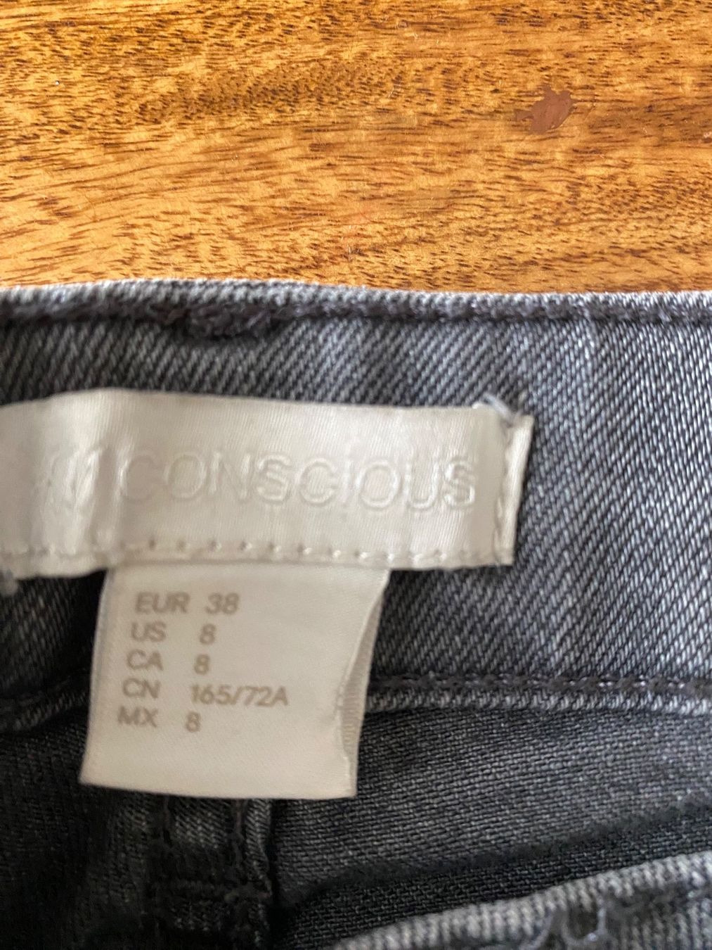 H&M Jeans: 2 Paar Jeans H& M Gr. 38 – Gebraucht aus Zürich von Nutla 4