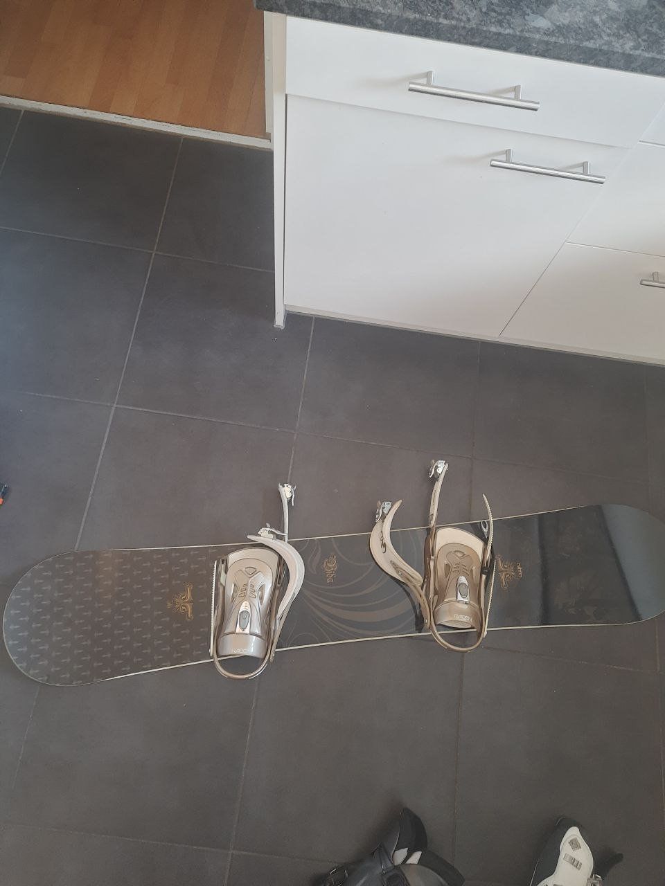 Boards: Cooler Snowboard! 156cm – Neu (gemäss Beschreibung) aus Zürich von vik_q29w 2