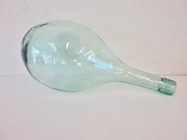 alte Chianti-Flasche ohne Standfläche Ballonflasche Flasche