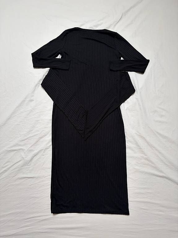 Vestiti: Robe noire élégante avec effect snatched – Usato da Villeneuve VD venduto da car_bf9k 3