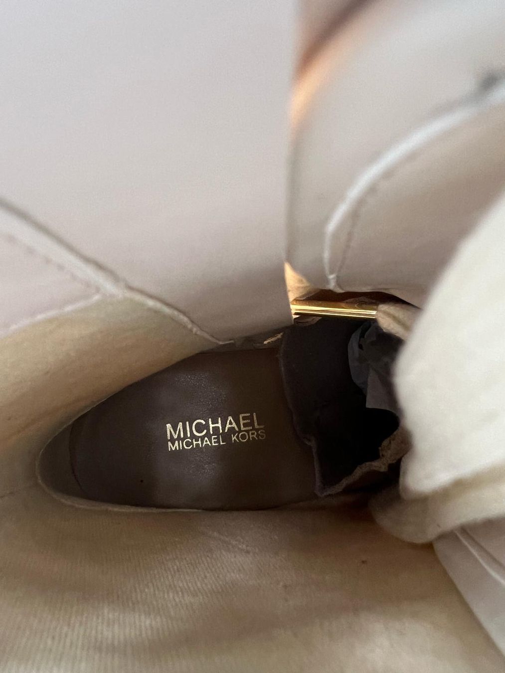 Michael Kors Scarpe da donna: Michael Kors Stiefelette vanilla Grösse 39 – Nuovo e nell'imballaggio originale da Wiedlisbach venduto da Sistershop 2