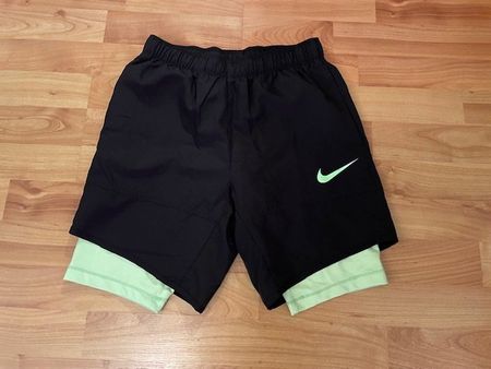 Sport Shorts mit intergrierter Radlerhose, Grösse 146-158