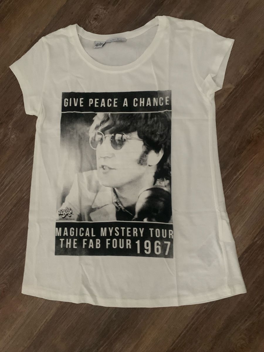 T-Shirts: T-Shirt – Neu (gemäss Beschreibung) aus Emmen von Bgucci_girl