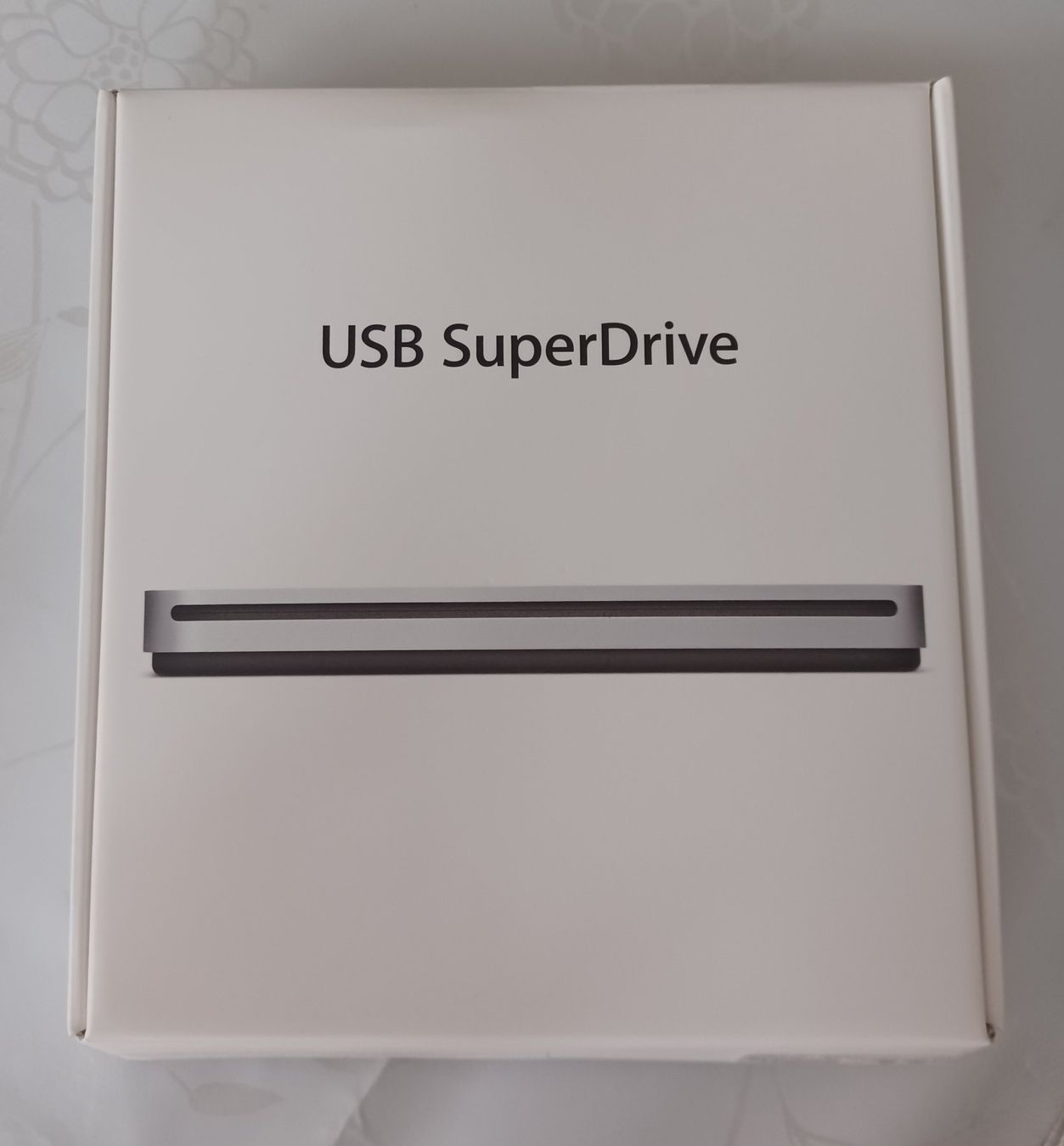 Apple Sistemi audio & multimediali: Lecteur Apple USB SuperDrive modèle A1379 – Nuovo e nell'imballaggio originale da Courroux venduto da gro_j2hf