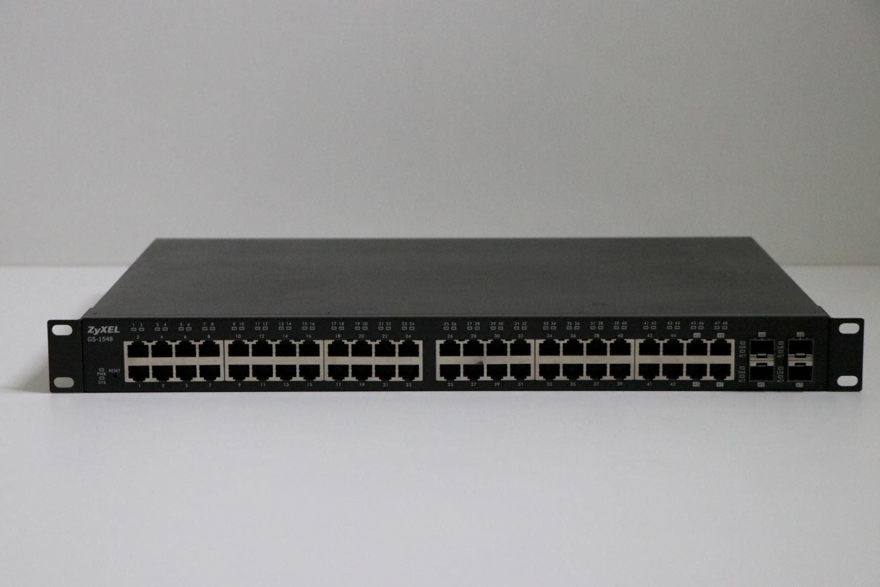 Zyxel Hub & Switch: ZyXEL GS-1548 Managed Switch – Usato da Unterkulm venduto da nmz