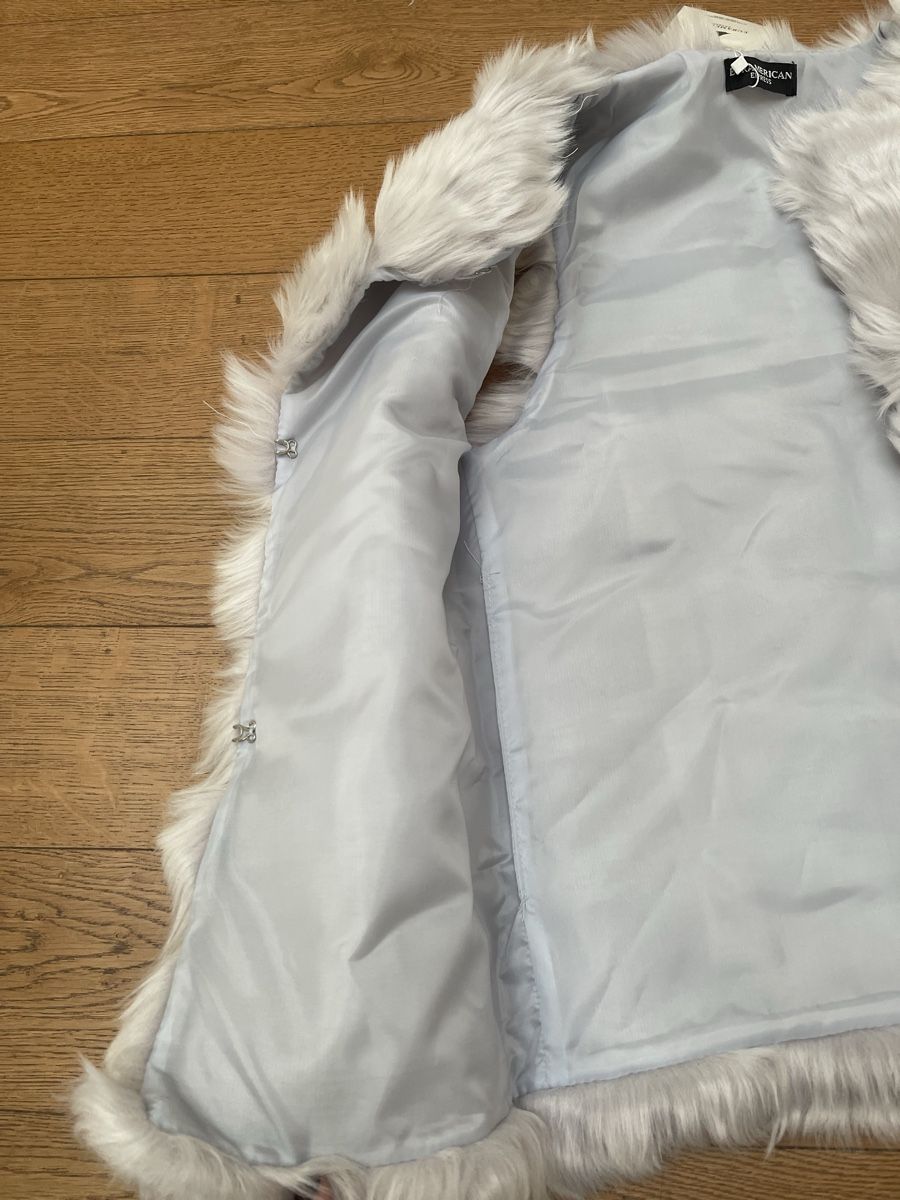 Gilets & Westen: Hellgraue Kunstfellgilet Neu – Neu und originalverpackt aus Bassersdorf von Sandy456 4