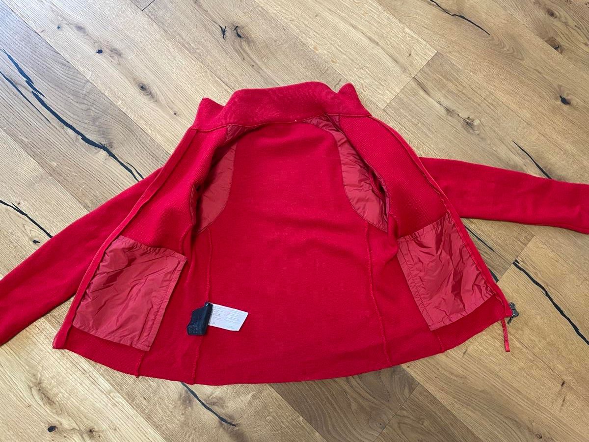 Prada Giacche: Prada Strickjacke S – Usato da Feldbrunnen venduto da moremi01 3