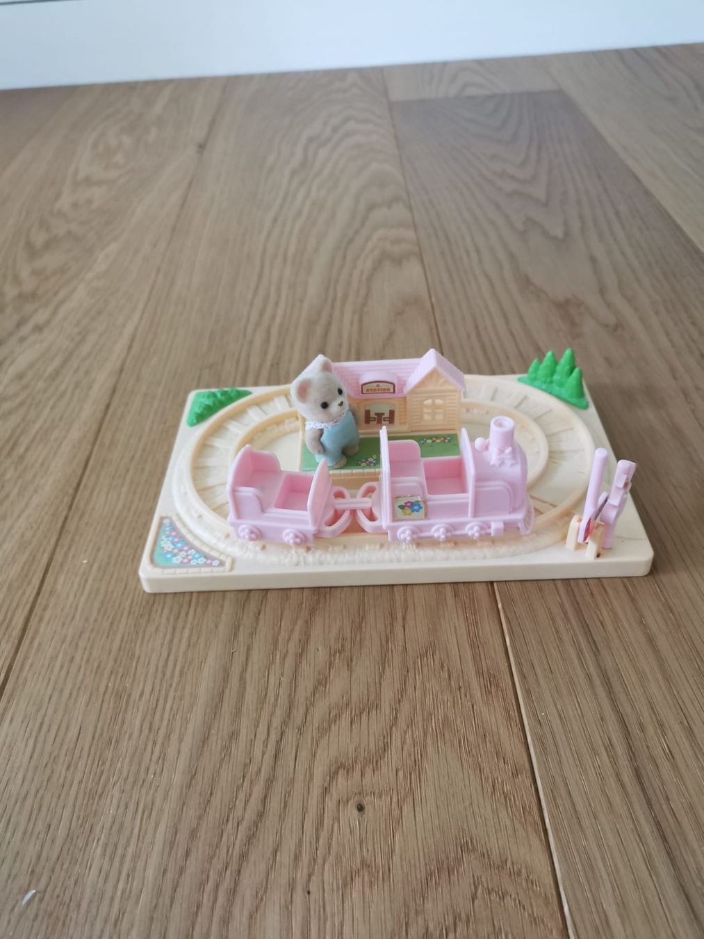 Sylvanian families Giocattoli: Sylvanian Family – Usato da Lungern venduto da Bohnenkraut69