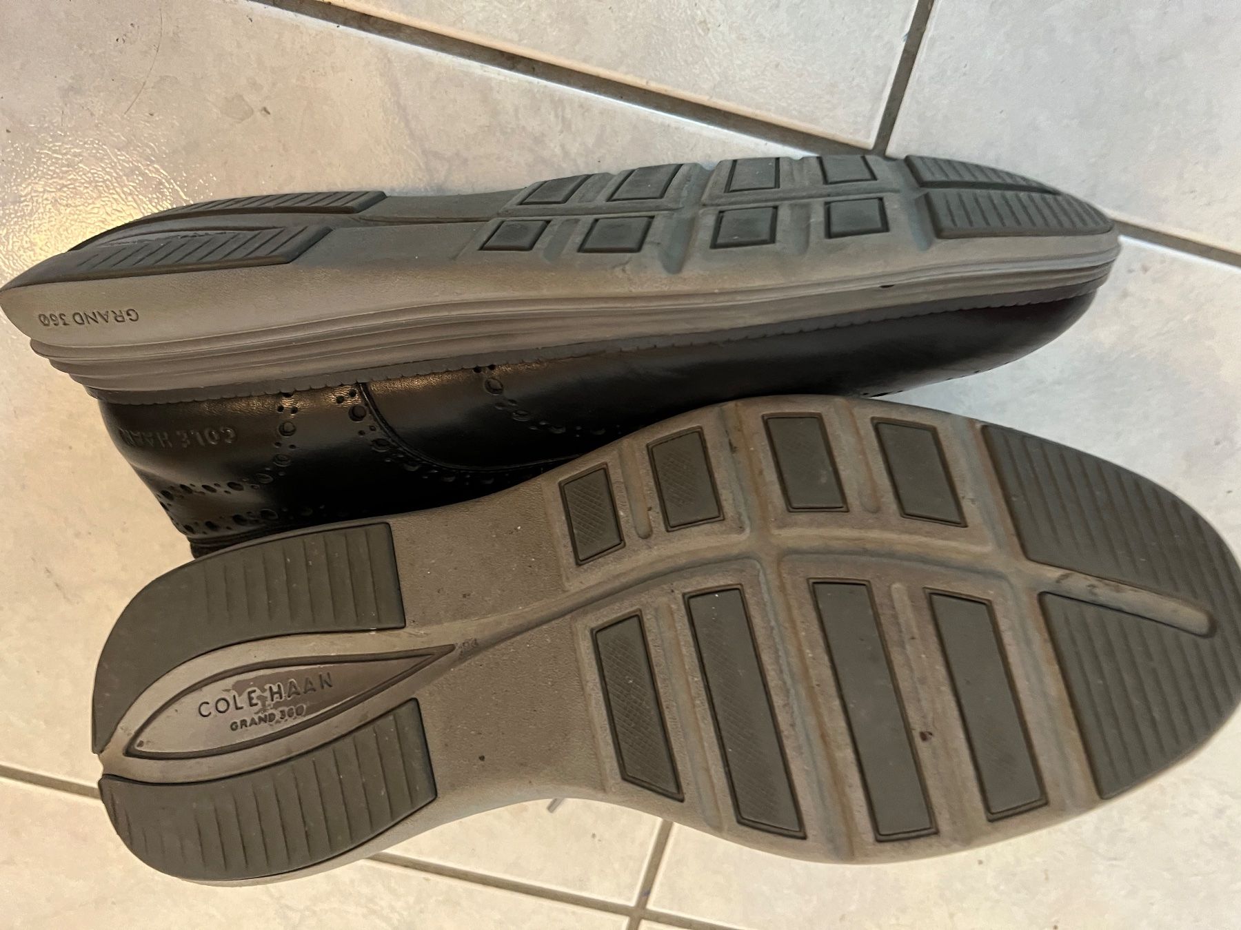 Scarpe da uomo: Cole Haan schwarz Brogue-Schnürschuhe – Usato da Basel venduto da La.Bonne.affaire 5