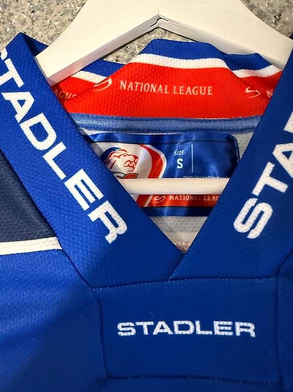 Zsc Lions Canottiere & Pantaloni: ZSC Trikot R.Wick mit Unterschrift – Usato da Bellach venduto da die_8vsb 3