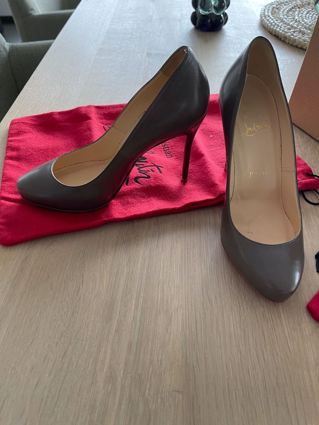 Christian Louboutin Damenschuhe: Christian Louboutin ELISA 100 KID – Gebraucht aus Geuensee von miriamundmartin 1