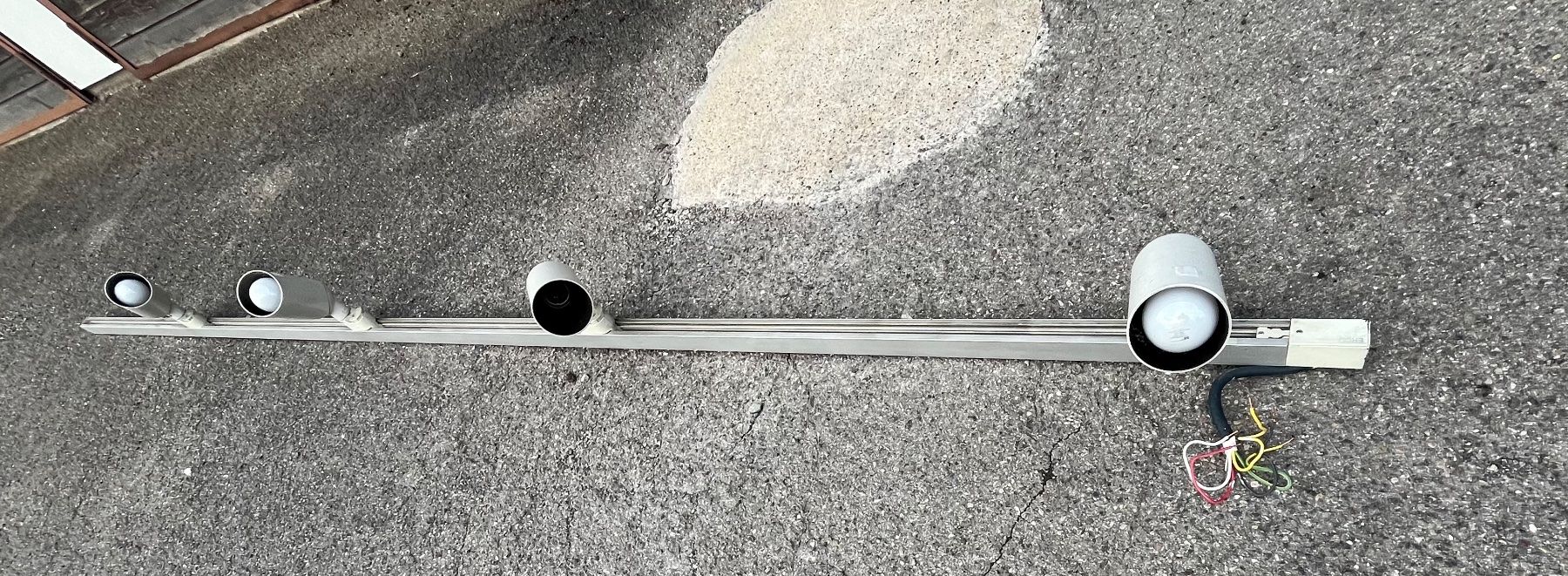 Lampade: Schienensystem mit 4 Spots, Beleuchtung, Deckenlampe, Som... – Usato da Wil SG venduto da M.Sakiri 2