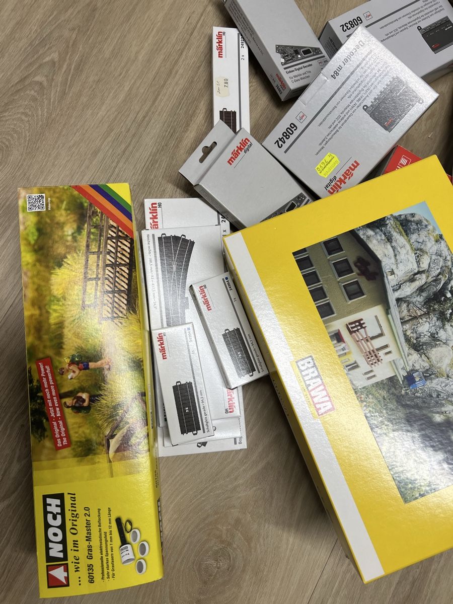 Märklin Modellini di ferrovie: Märklin convolut HO – Usato da Biel/Bienne venduto da Railroad01 1