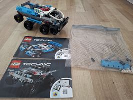 Lego Technic 42090 / 42091