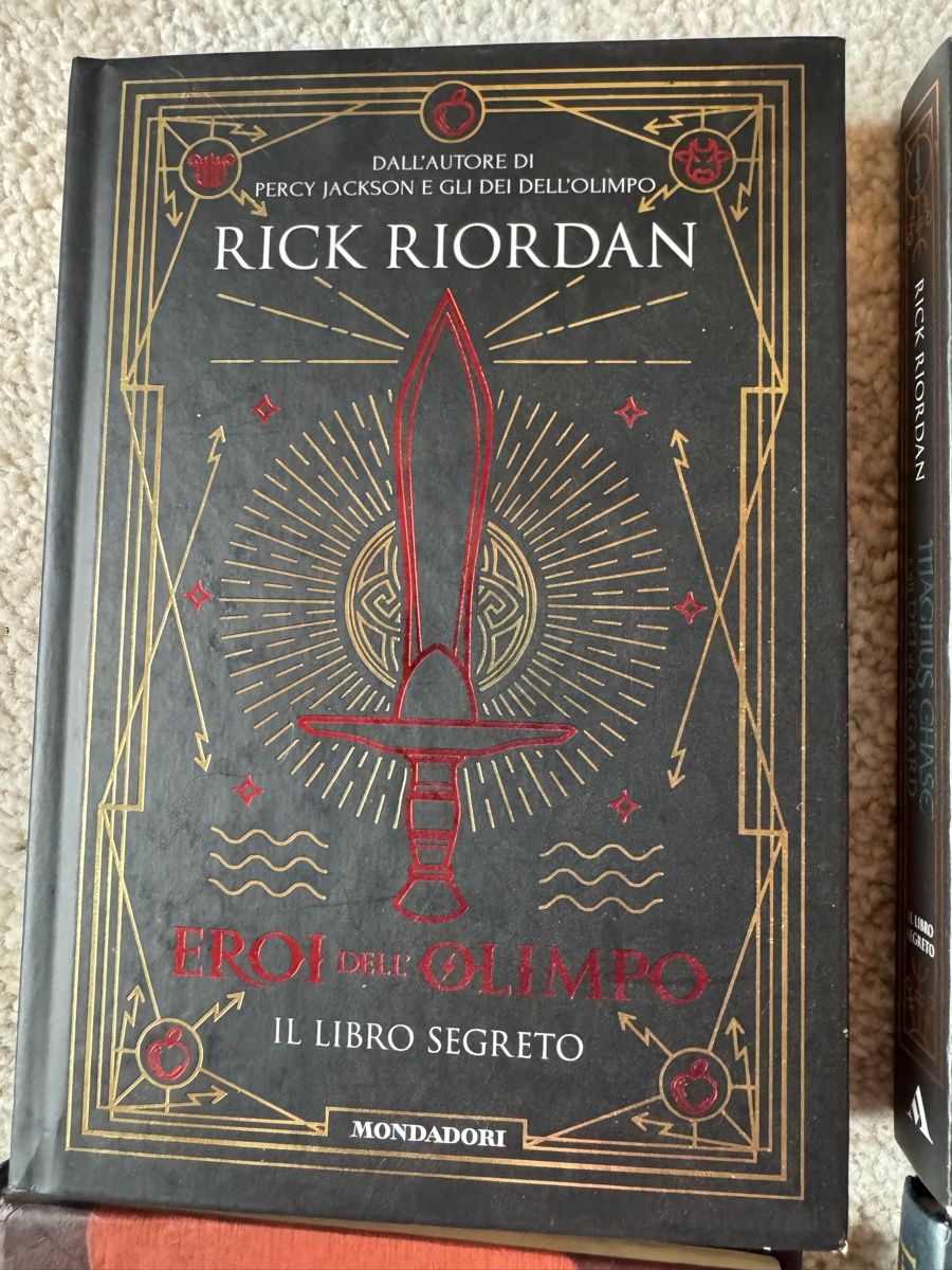 Bücher: 4 libri complementari di Harry Potter e Percy Jackson – Gebraucht aus Massagno von ilm_vd96 1