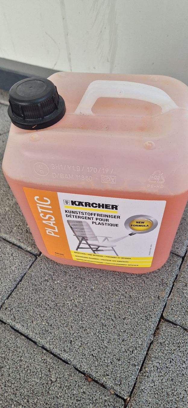 Kärcher Toutes les machines: Kärcher Kunststoffreiniger  – Neuf avec emballage d'origine à Grenchen par Heja1604 1