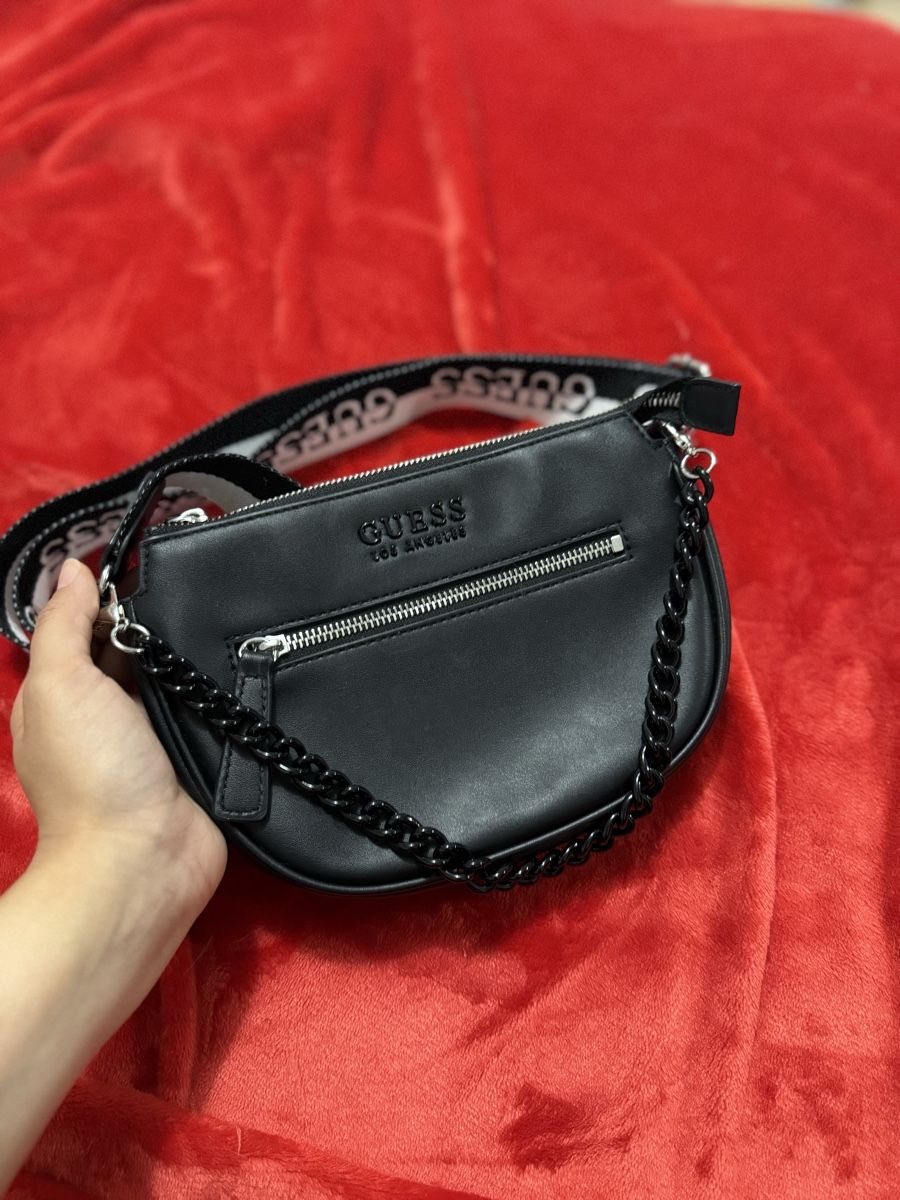 Guess Borse da donna: Handtasche schwarz GUESS Leder NEU – Nuovo (secondo la descrizione) da Domat/Ems venduto da alk_hd89