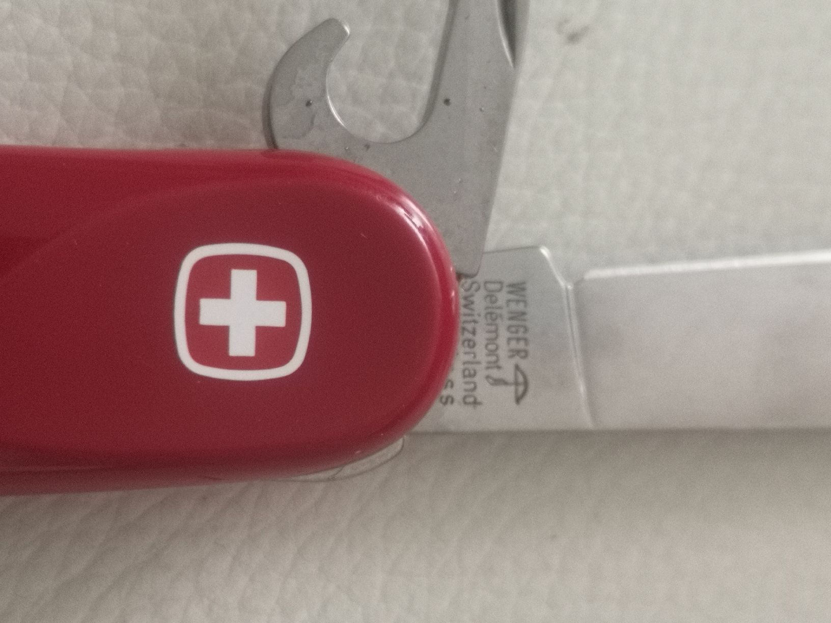 Wenger Coltelli tascabile: Rotes Wenger Evolution Baubedarf - Richner Multitool – Usato da Belp venduto da mar_76s8 2