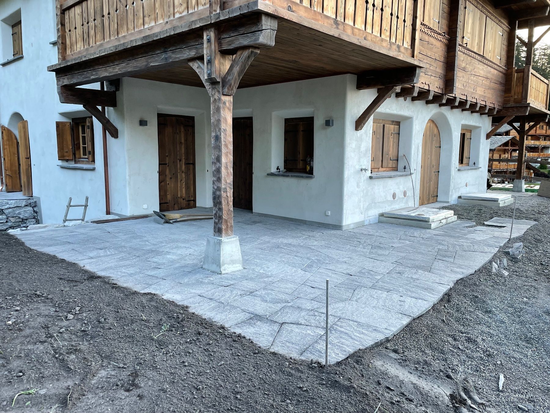Revêtements de sol: Calanca Gneis Polygonalplatten – Neuf (Voir description) à Flims Dorf par inf_dj8q 3
